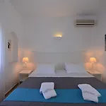 Hotel Corfos 3*