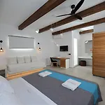 Hotel Corfos 3*