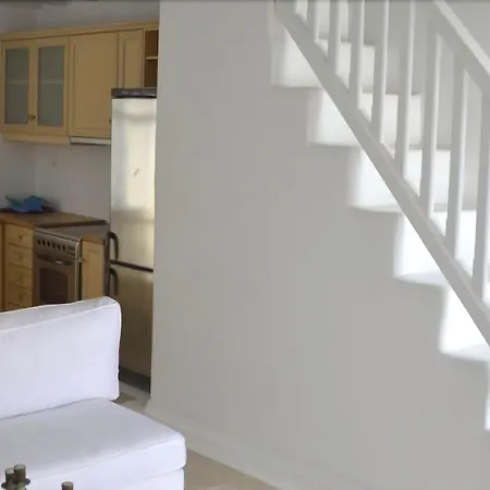 コルフォス ホテル