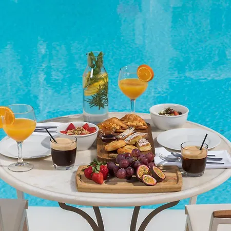 Hotel Corfos 3*